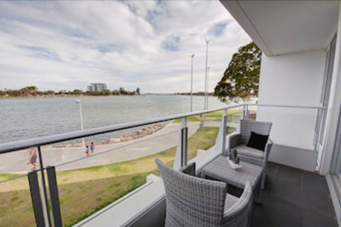Bridgepoint 106 - Accommodation Newcastle 0