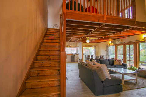 Halinka Lodge - Accommodation Newcastle 5