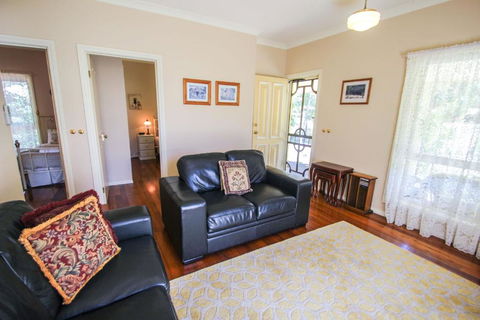 Harrietville Cottage - Accommodation Newcastle 4