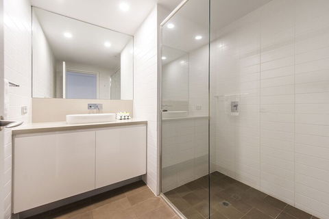 Bridgepoint 1005 - Accommodation Newcastle 4