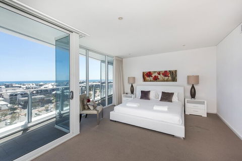 Bridgepoint 1005 - Accommodation Newcastle 2