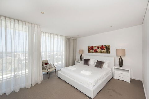 Bridgepoint 1005 - Accommodation Newcastle 3