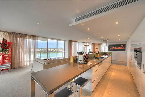 Bridgepoint 1105 - Accommodation Newcastle 2