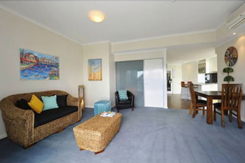 Sea Side 112 - Accommodation Newcastle 0