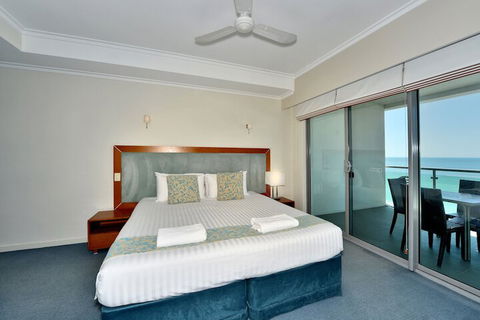 Sea Side 508 - Accommodation Newcastle 3