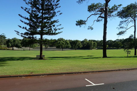 The Blue Door Villa - Accommodation Newcastle 1