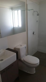 Dooleys Capella Tavern And Motel - Accommodation Newcastle 5