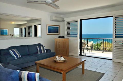 Your Home From Home With Ocean Views - Accommodation Newcastle 2