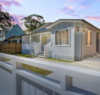 Margarets Hamptons Cottage - Accommodation Newcastle