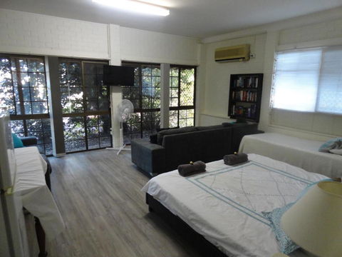Cleveland B & B Private Studio Room - Accommodation Newcastle 3
