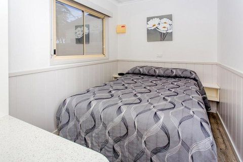 Paradise Tourist Park - Accommodation Newcastle 3