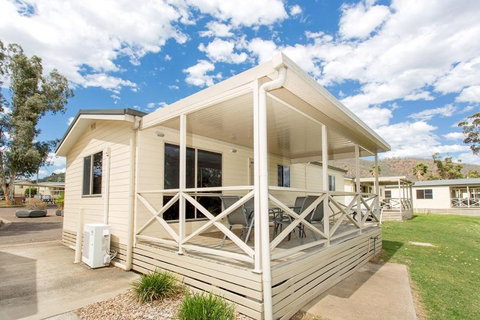 Paradise Tourist Park - Accommodation Newcastle 1