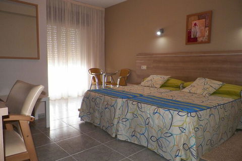Boutique Stays Hidden Sanctuary - Accommodation Newcastle 5