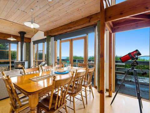 The Surf Shack - Accommodation Newcastle 1