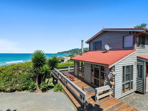 The Surf Shack - Accommodation Newcastle 6