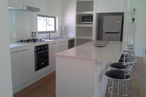 Stay At LP Montville - Accommodation Newcastle 7