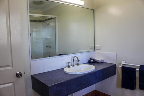 Dirranbandi Motor Inn - Accommodation Newcastle 5