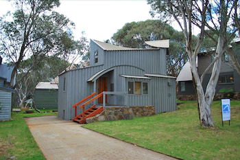 Seadog - Accommodation Newcastle 5