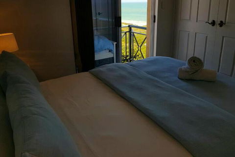 Caravel Beach House Mandurah - Accommodation Newcastle 3