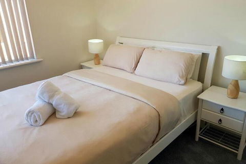Caravel Beach House Mandurah - Accommodation Newcastle 4