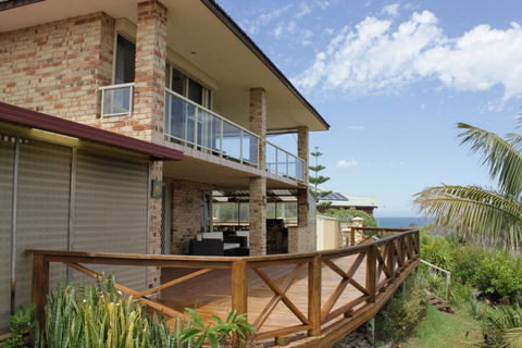 Oceana Sunset - Accommodation Newcastle 3