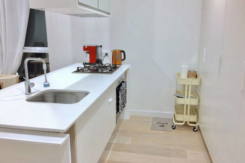 Brand New Stunning Home With Garden - Accommodation Newcastle 5