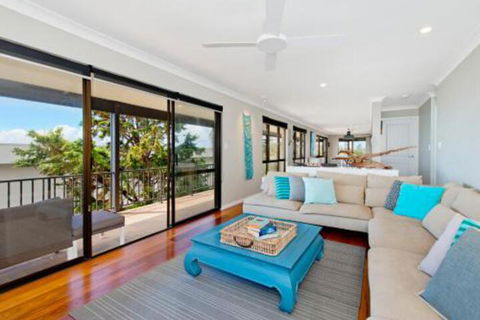 Apricari Oasis By The Sea - Accommodation Newcastle 0
