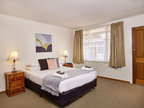 Star Hotel Motel Barnawartha - Accommodation Newcastle 2