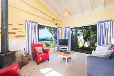 Beach Break - Accommodation Newcastle 5