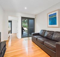 Inn Off The Reef - Accommodation Newcastle
