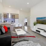 Ironbark Villa 6 - Accommodation Newcastle 0