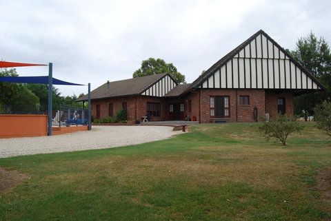 Greenvale Holiday Units - Accommodation Newcastle 2