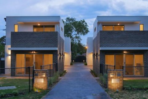 Maison Executive - Accommodation Newcastle 0