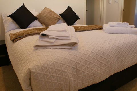 Maison Executive - Accommodation Newcastle 2