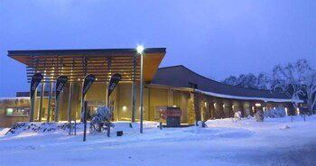 Alyeska - Accommodation Newcastle 5