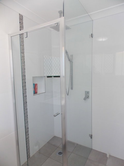 Hidden Oasis - Accommodation Newcastle 6