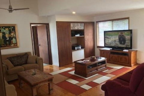 Casa Colombia - Accommodation Newcastle 2