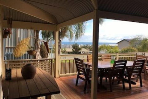 Casa Colombia - Accommodation Newcastle 0