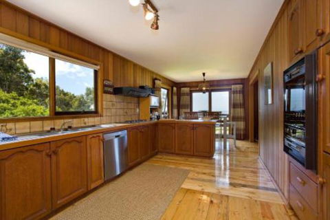 2 Degrees Of Separation - Accommodation Newcastle 7