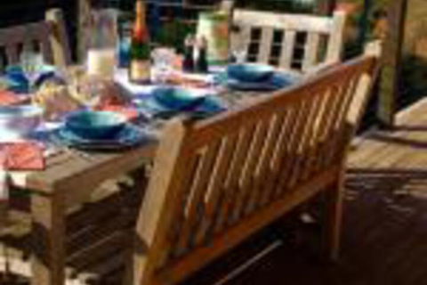 2 Degrees Of Separation - Accommodation Newcastle 0