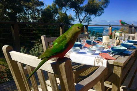 2 Degrees Of Separation - Accommodation Newcastle 4