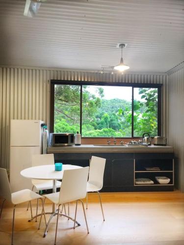 Avoca Beach & Bush - Accommodation Newcastle 5
