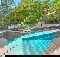 Hamptons Hideaway at the Cove - Accommodation Newcastle