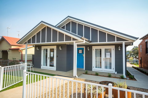 Kirsten Accommodation Parkes - Accommodation Newcastle 1