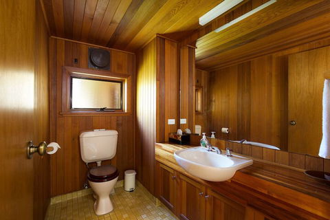 Stableford Lodge - Accommodation Newcastle 3
