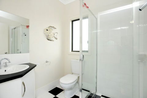Bayside - Accommodation Newcastle 5