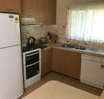 Lakeside Chalet  Studio - Accommodation Newcastle