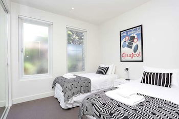 Brighton Beach Bayside Beauty - Accommodation Newcastle 0
