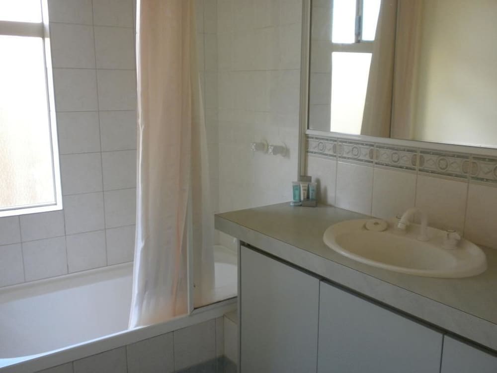 Canning Vale WA Accommodation Newcastle
