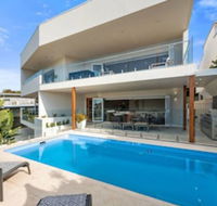 Ultimate Beach House - Accommodation Newcastle